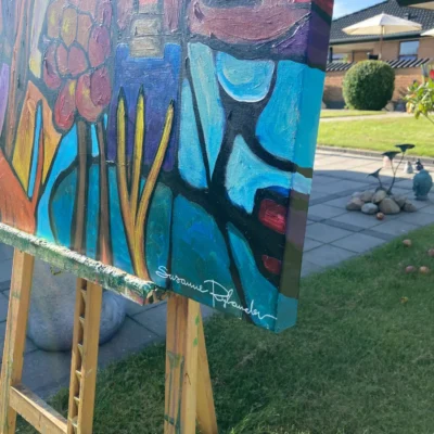 In the Woods eventyrligt maleri i lilla farver